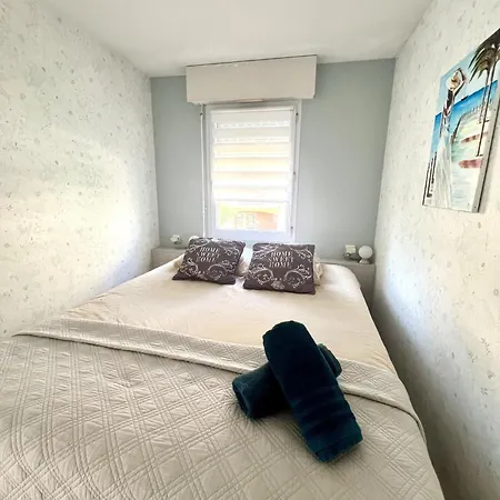 Les Oceanes Apartment *